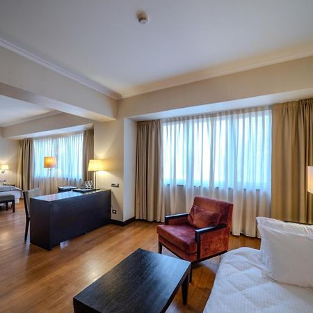 Hotel Rivo Timişoara Eksteriør bilde
