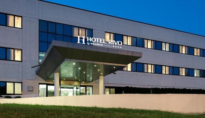 Hotel Rivo Timişoara Eksteriør bilde